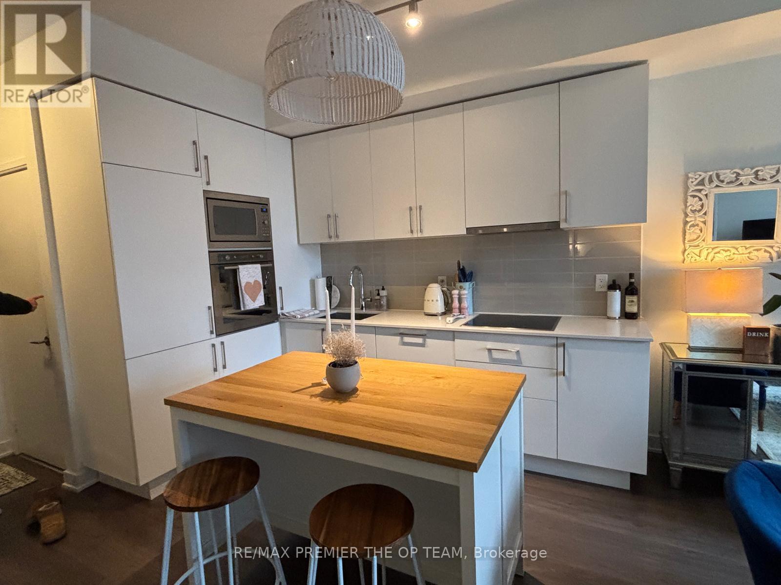 1518 - 576 Front Street, Toronto, Ontario  M5V 1C1 - Photo 8 - C12612330