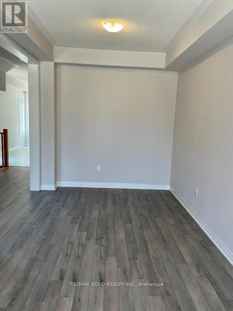 12-1 - 585 Colborne Street, Brantford, Ontario  N3S 0K4 - Photo 2 - X12649280