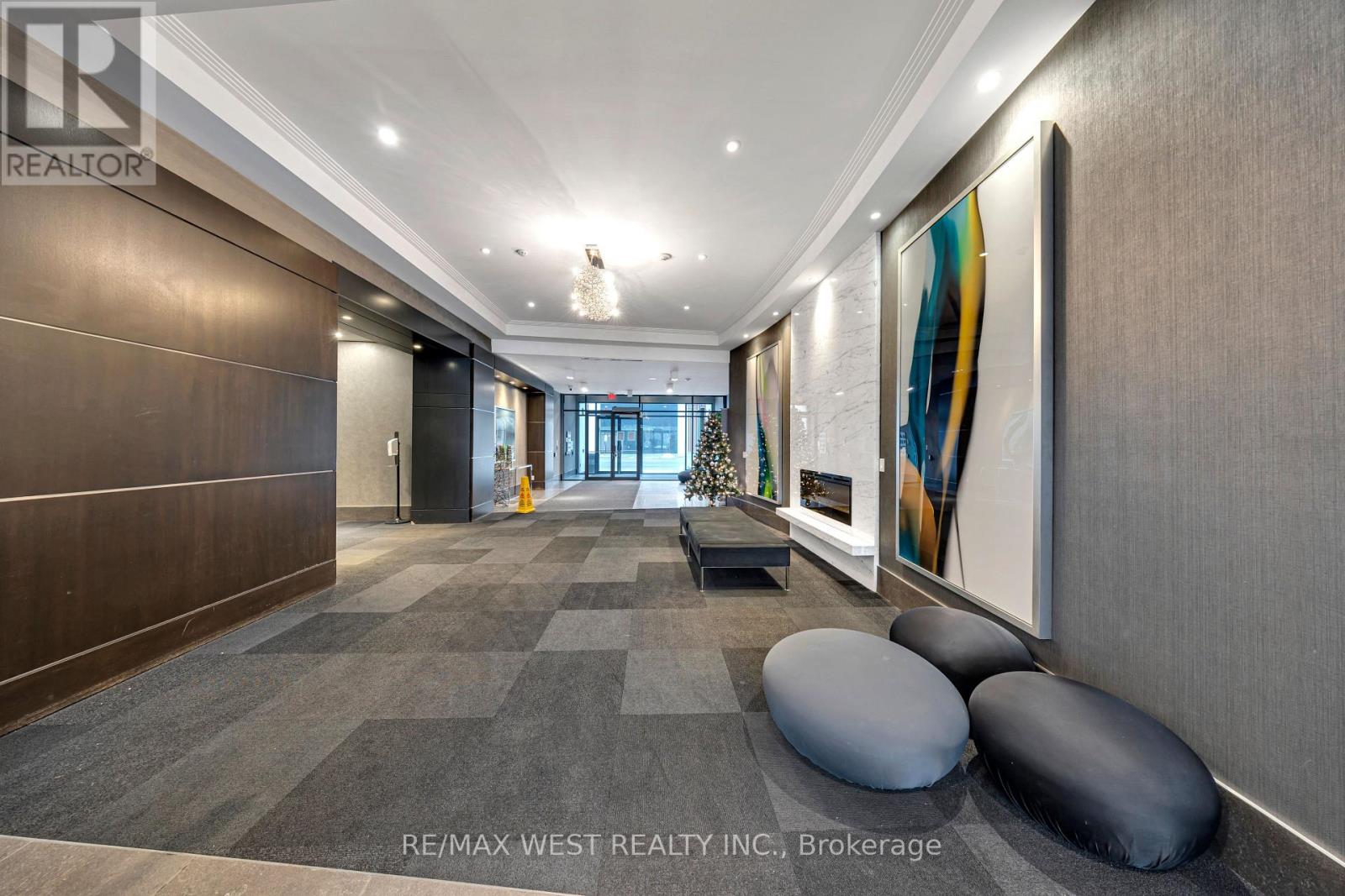 312 - 8130 Birchmount Road, Markham, Ontario  L6G 0E4 - Photo 3 - N12649336