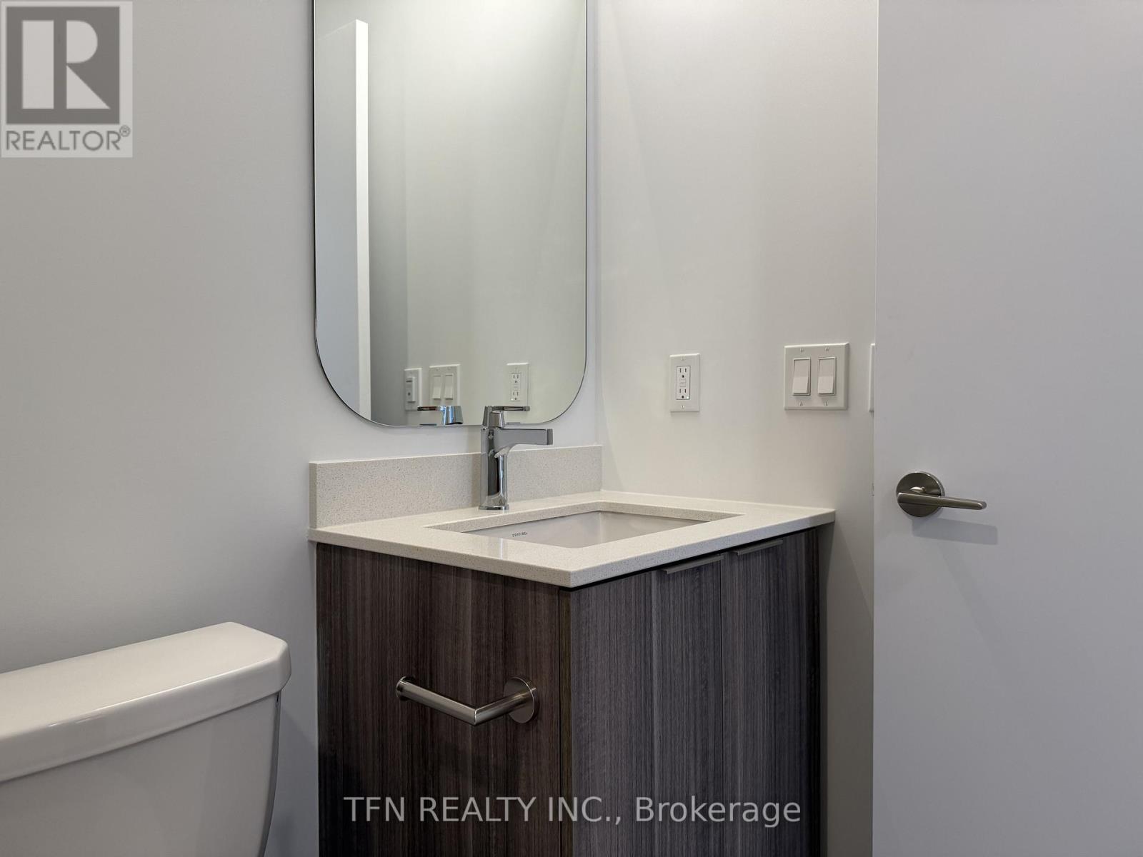 922 - 15 Richardson Street, Toronto, Ontario  M5A 0Y5 - Photo 4 - C12649348