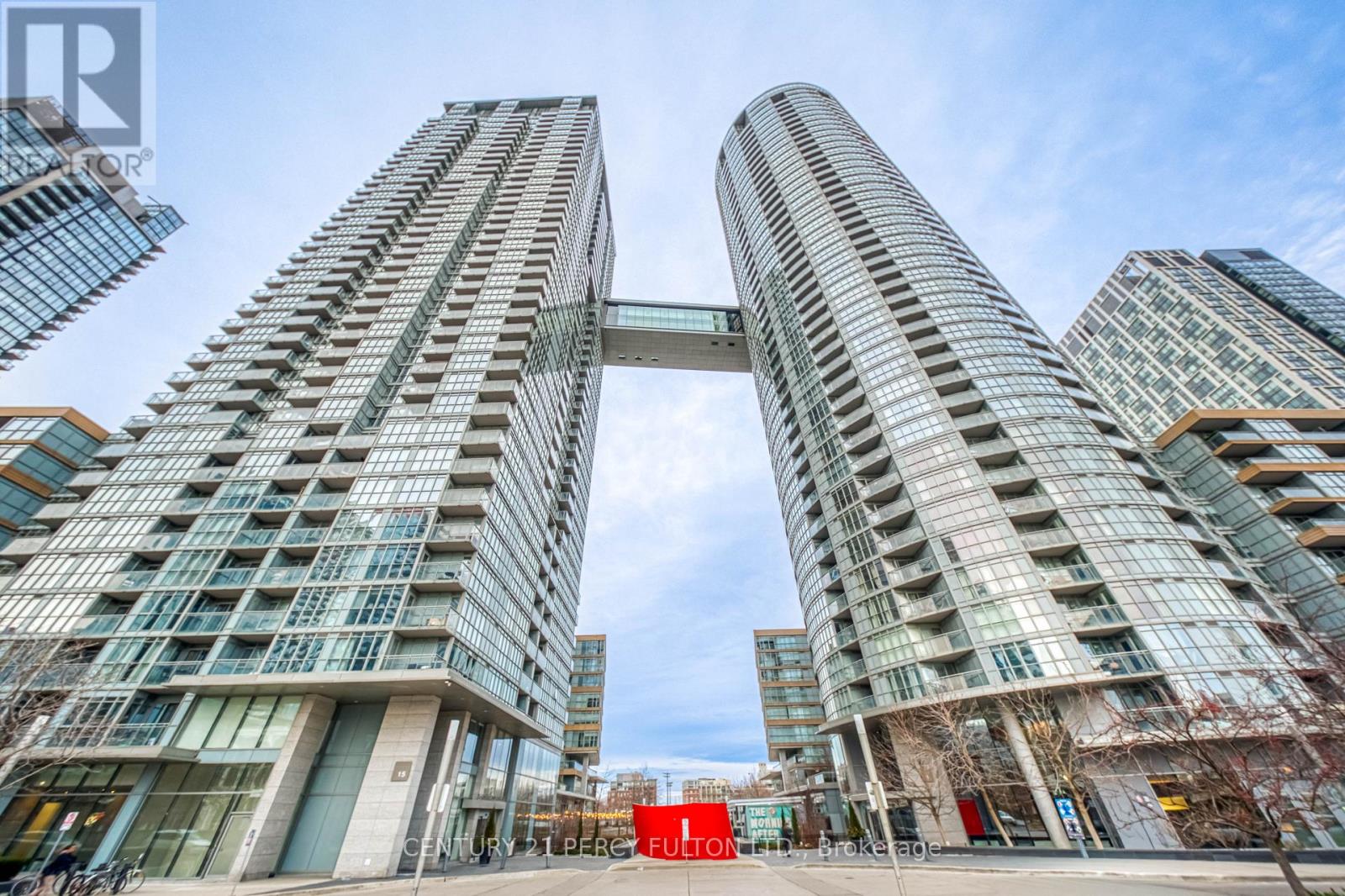 2502 - 15 Iceboat Terrace, Toronto, Ontario  M5V 4A5 - Photo 31 - C12649350
