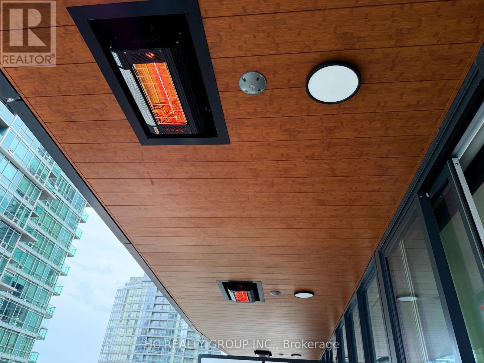 1005 - 1 Concord Cityplace Way, Toronto, Ontario  M5V 0X3 - Photo 20 - C12649408