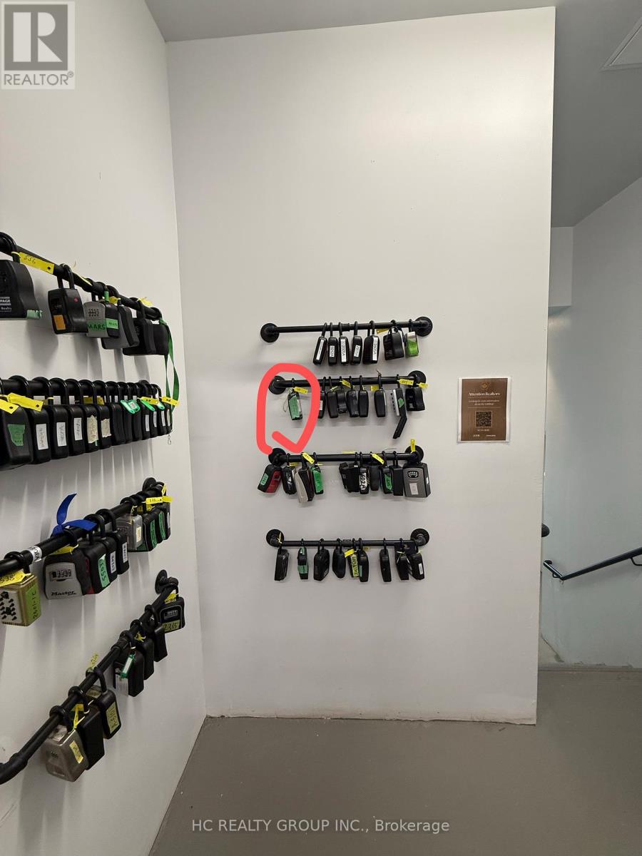 1005 - 1 Concord Cityplace Way, Toronto, Ontario  M5V 0X3 - Photo 35 - C12649408