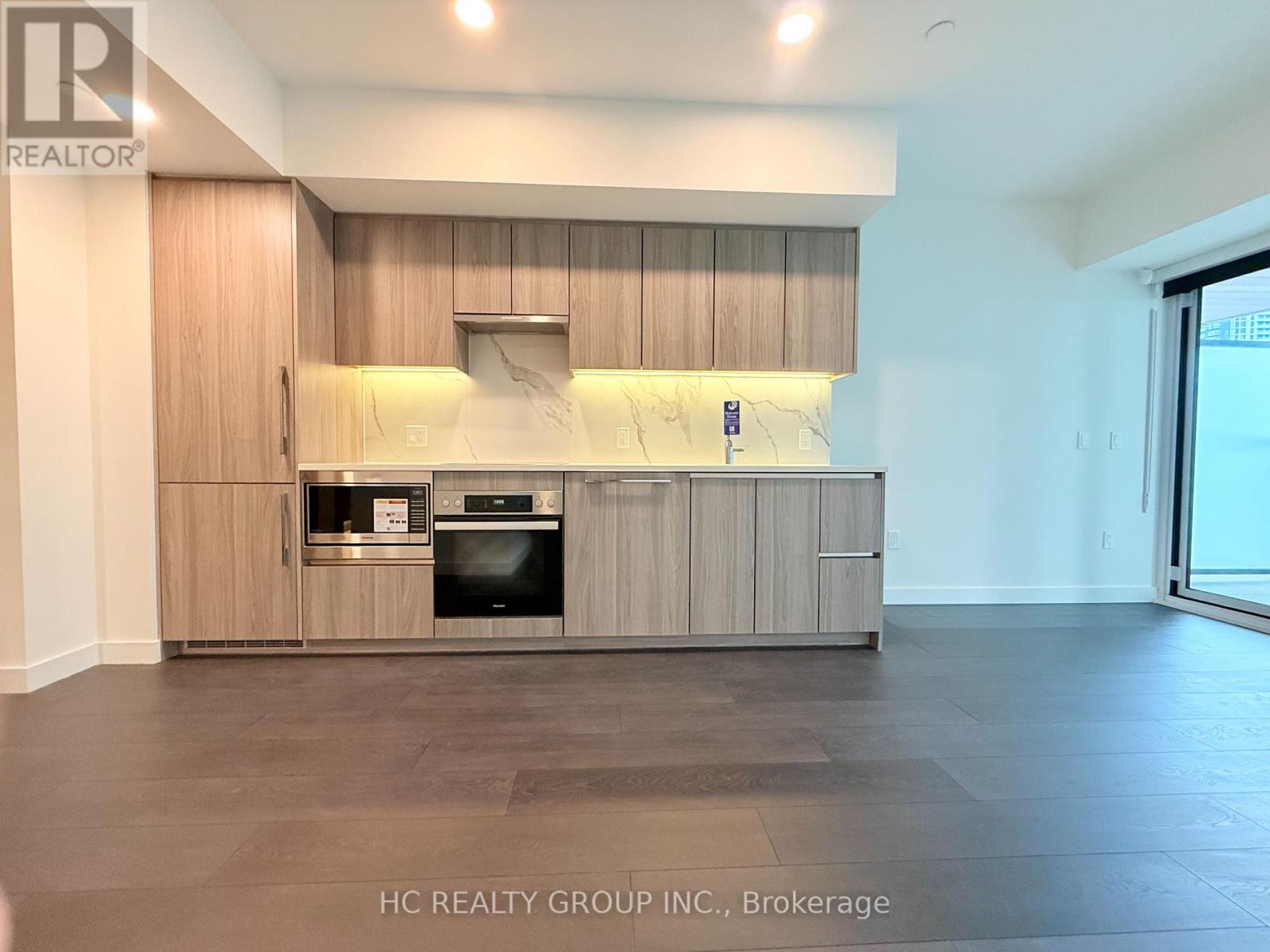 1005 - 1 Concord Cityplace Way, Toronto, Ontario  M5V 0X3 - Photo 6 - C12649408