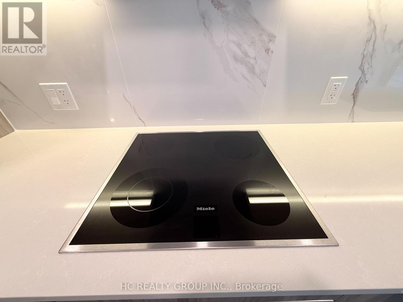 1005 - 1 Concord Cityplace Way, Toronto, Ontario  M5V 0X3 - Photo 7 - C12649408