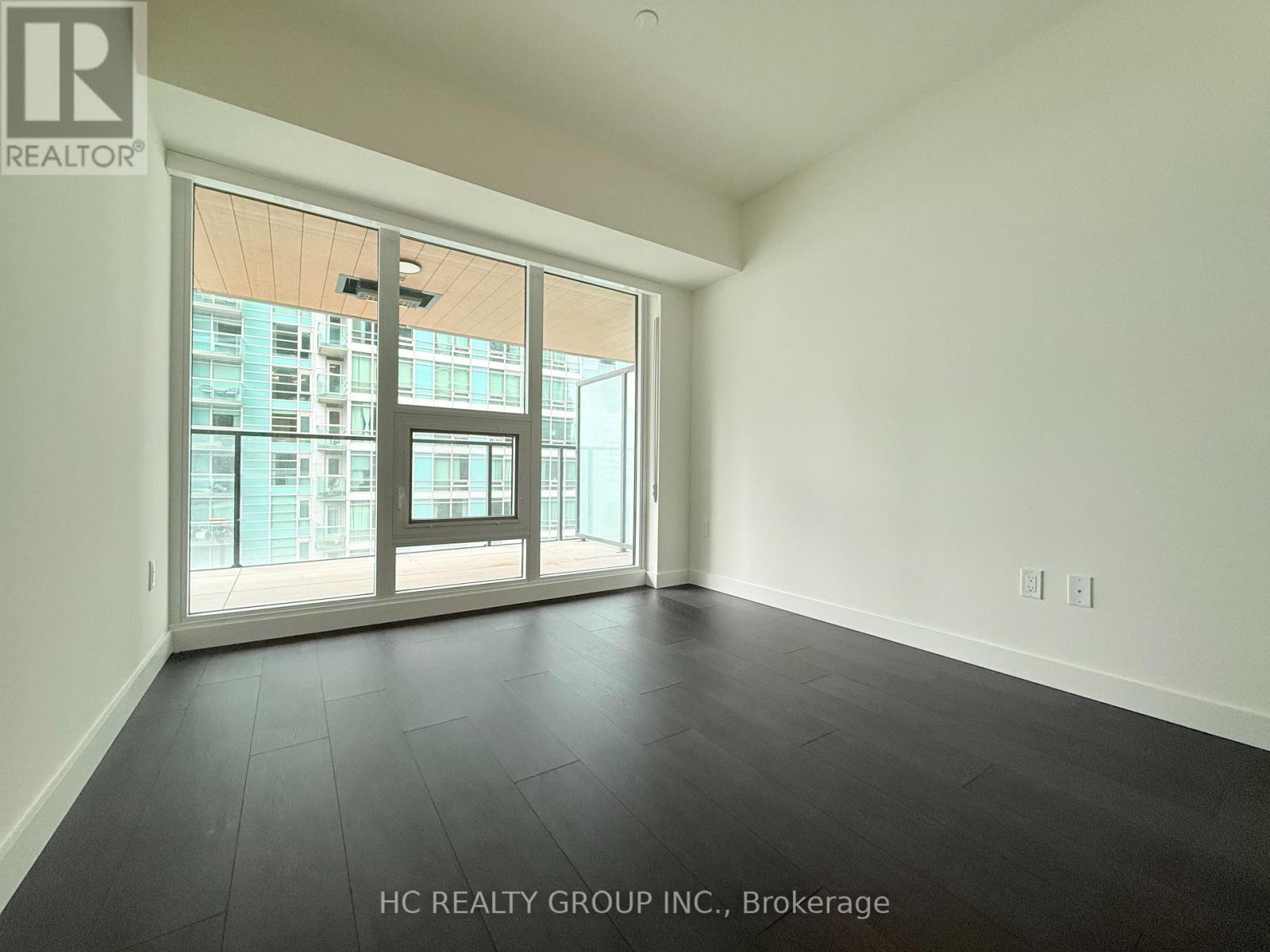 1005 - 1 Concord Cityplace Way, Toronto, Ontario  M5V 0X3 - Photo 9 - C12649408