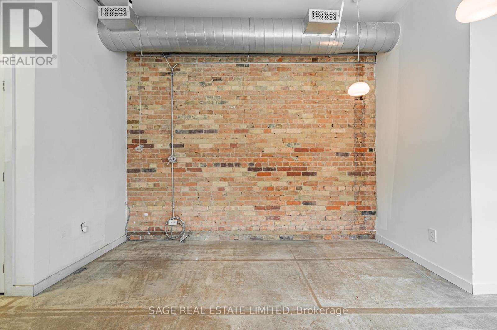 Main/middle - 1227 Dundas Street W, Toronto, Ontario  M6J 0E8 - Photo 19 - C12649438