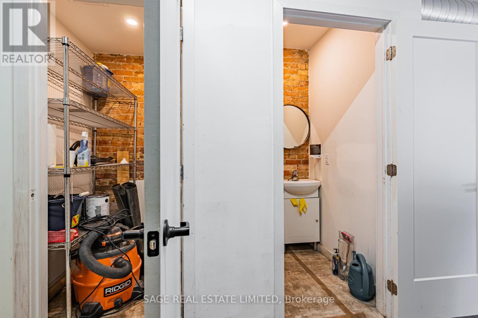 Main/middle - 1227 Dundas Street W, Toronto, Ontario  M6J 0E8 - Photo 26 - C12649438