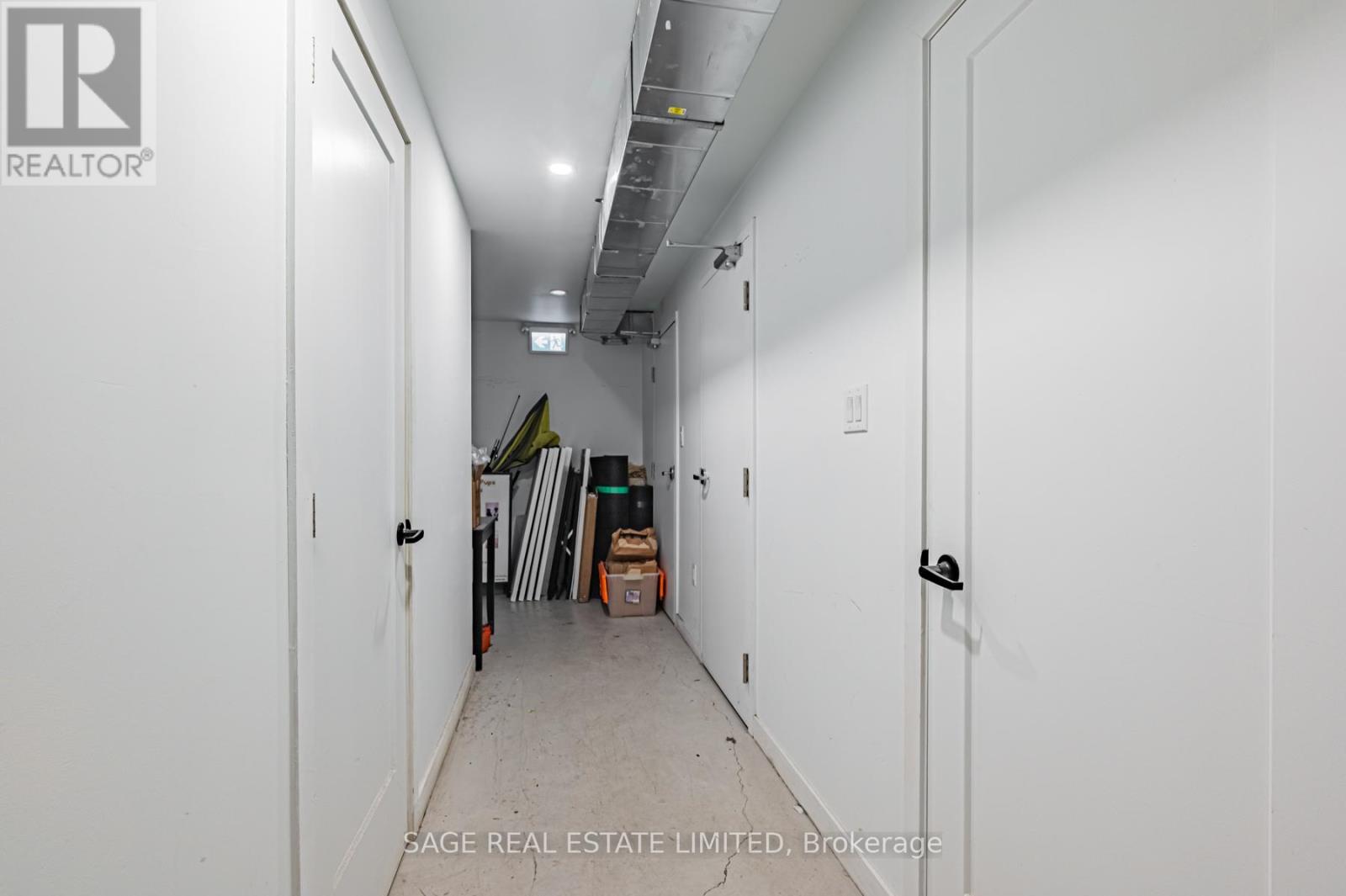 Main/middle - 1227 Dundas Street W, Toronto, Ontario  M6J 0E8 - Photo 31 - C12649438