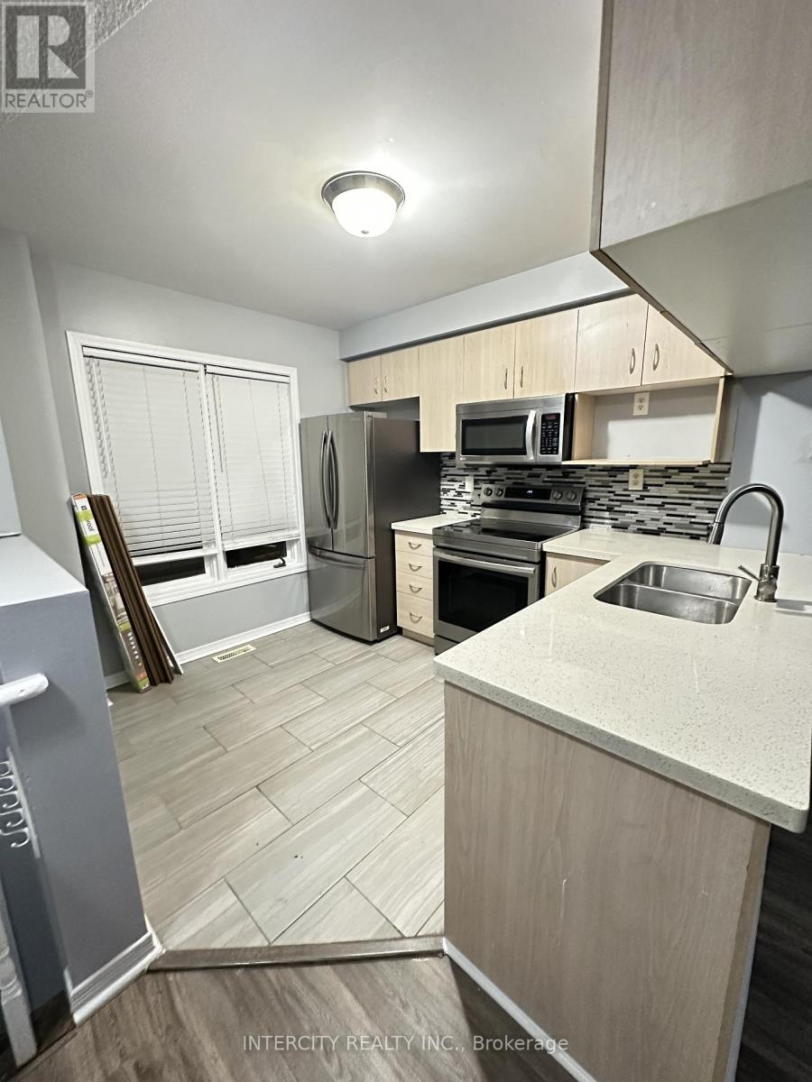 58 - 1635 Pickering Parkway, Pickering, Ontario  L1V 6W8 - Photo 2 - E12649384