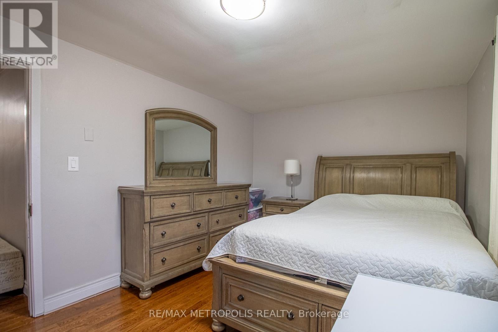 1098 Cedar Street, Oshawa, Ontario  L1J 3R9 - Photo 16 - E12649392