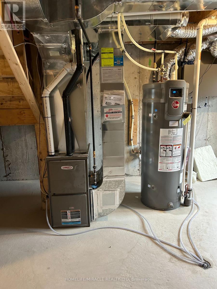 430 Okanagan Path, Oshawa, Ontario  L1H 0B1 - Photo 19 - E12649444