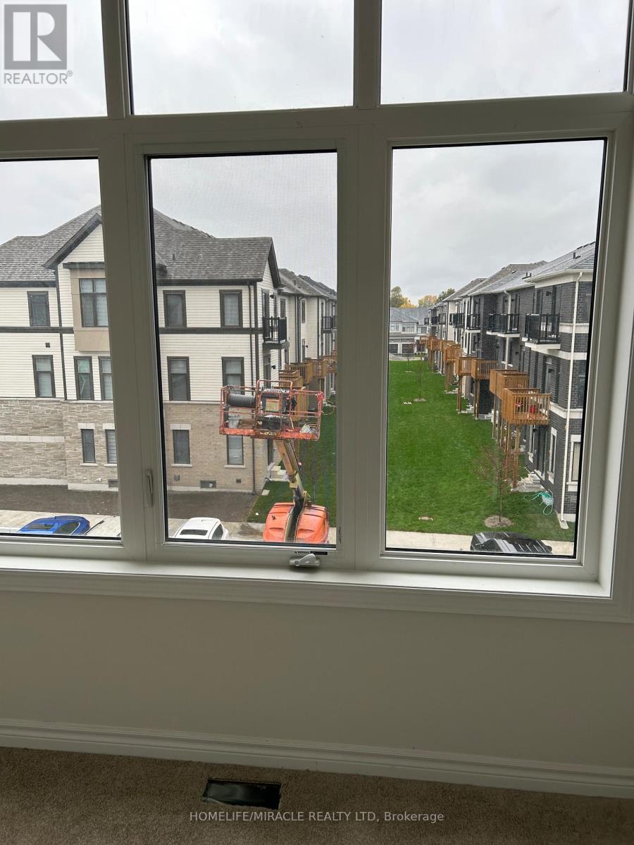 430 Okanagan Path, Oshawa, Ontario  L1H 0B1 - Photo 5 - E12649444