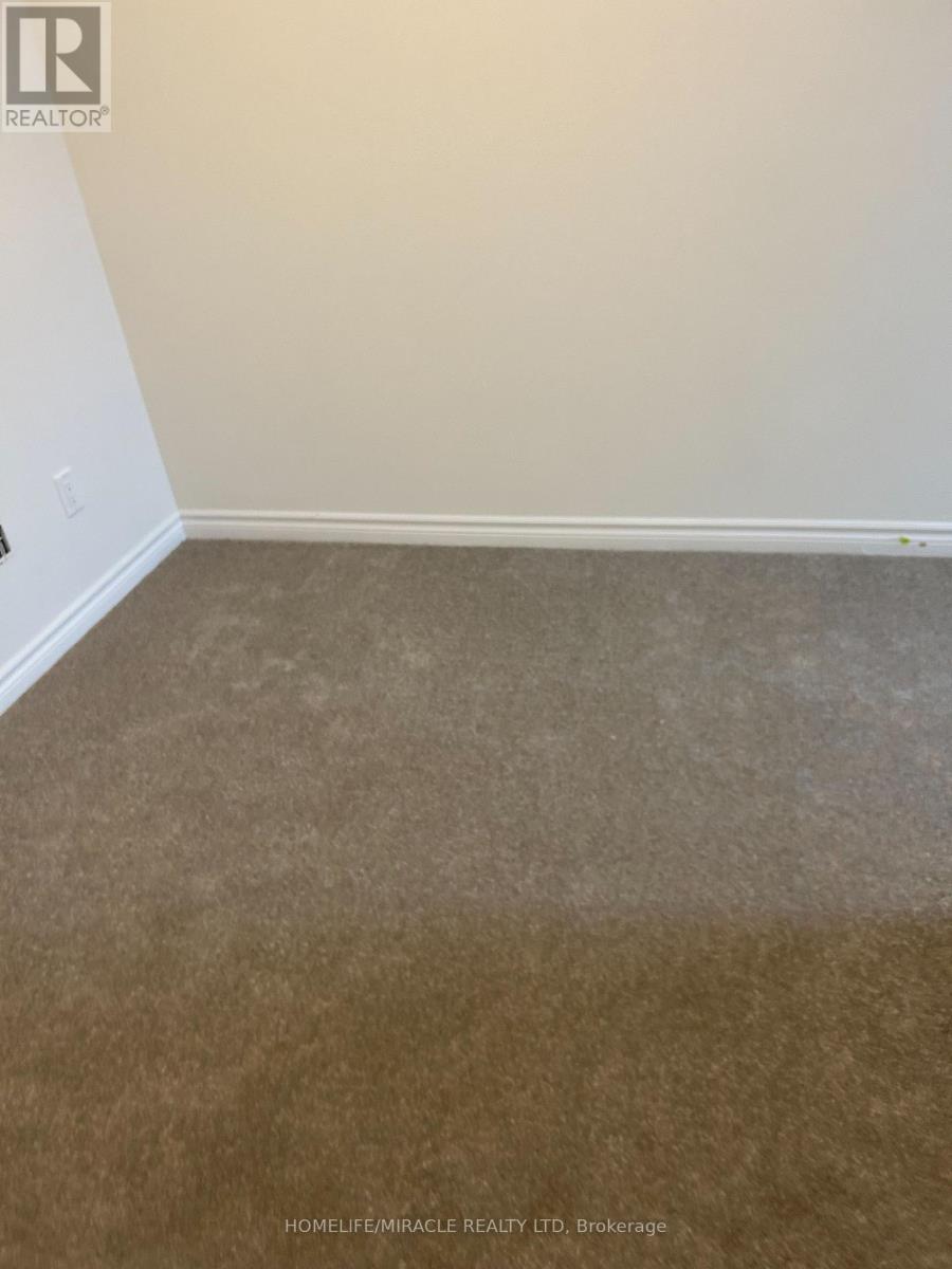 430 Okanagan Path, Oshawa, Ontario  L1H 0B1 - Photo 7 - E12649444