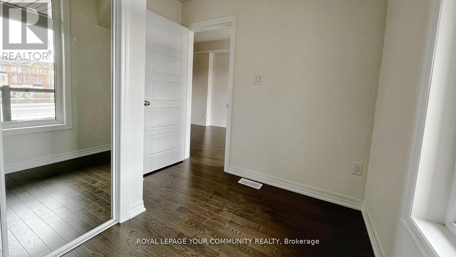 194 Vantage Loop Street, Newmarket, Ontario  L3X 0L3 - Photo 11 - N12649402