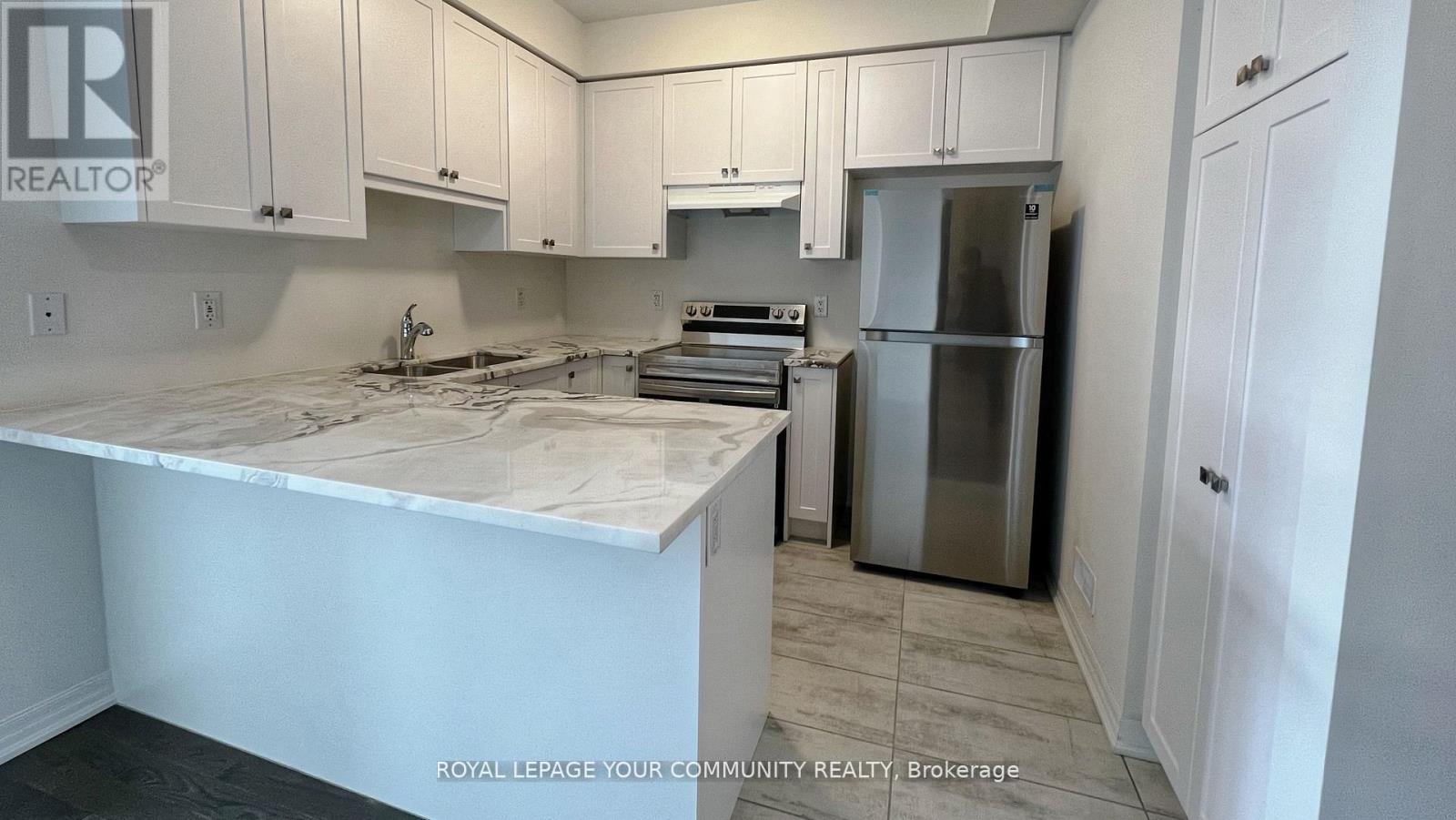 194 Vantage Loop Street, Newmarket, Ontario  L3X 0L3 - Photo 9 - N12649402