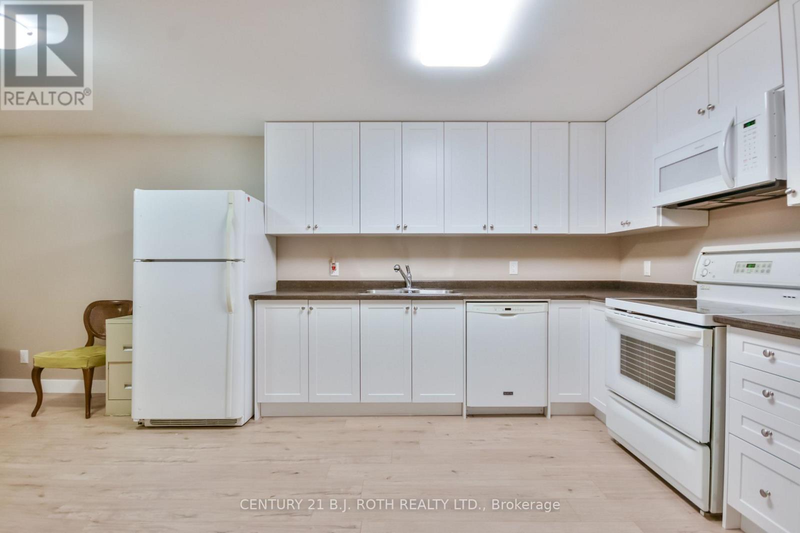 77 Sun King Crescent, Barrie, Ontario  L4M 7K4 - Photo 18 - S12649434