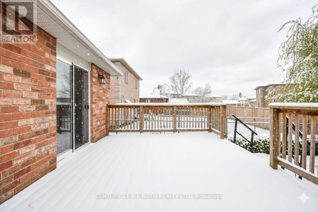 77 Sun King Crescent, Barrie, Ontario  L4M 7K4 - Photo 25 - S12649434