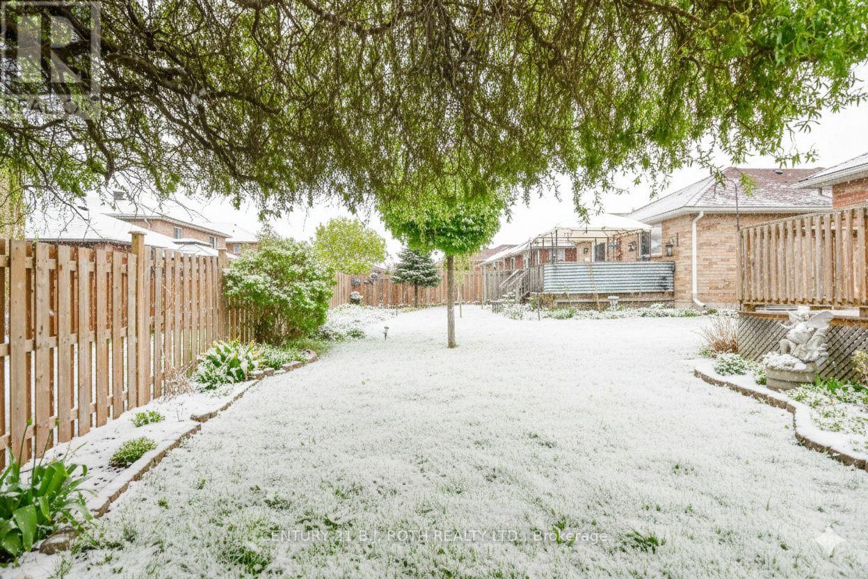 77 Sun King Crescent, Barrie, Ontario  L4M 7K4 - Photo 28 - S12649434