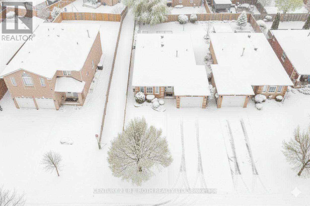 77 Sun King Crescent, Barrie, Ontario  L4M 7K4 - Photo 29 - S12649434