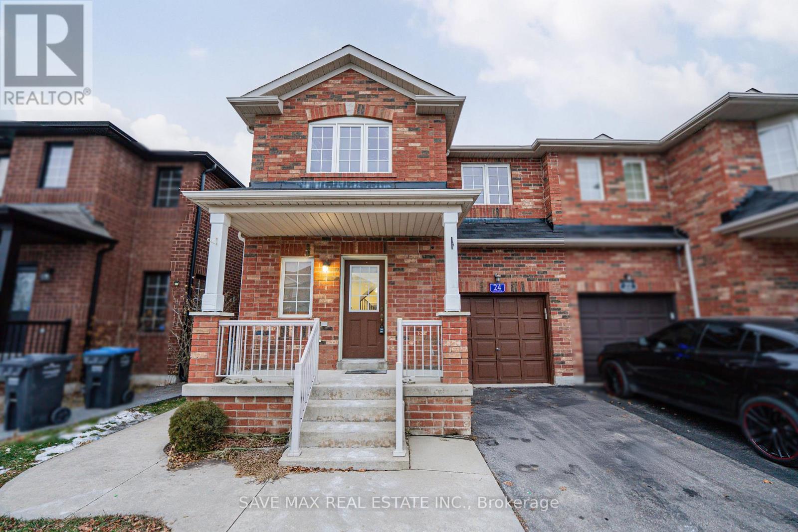 24 Jordensen Drive, Brampton, Ontario  L6X 0T2 - Photo 2 - W12649378