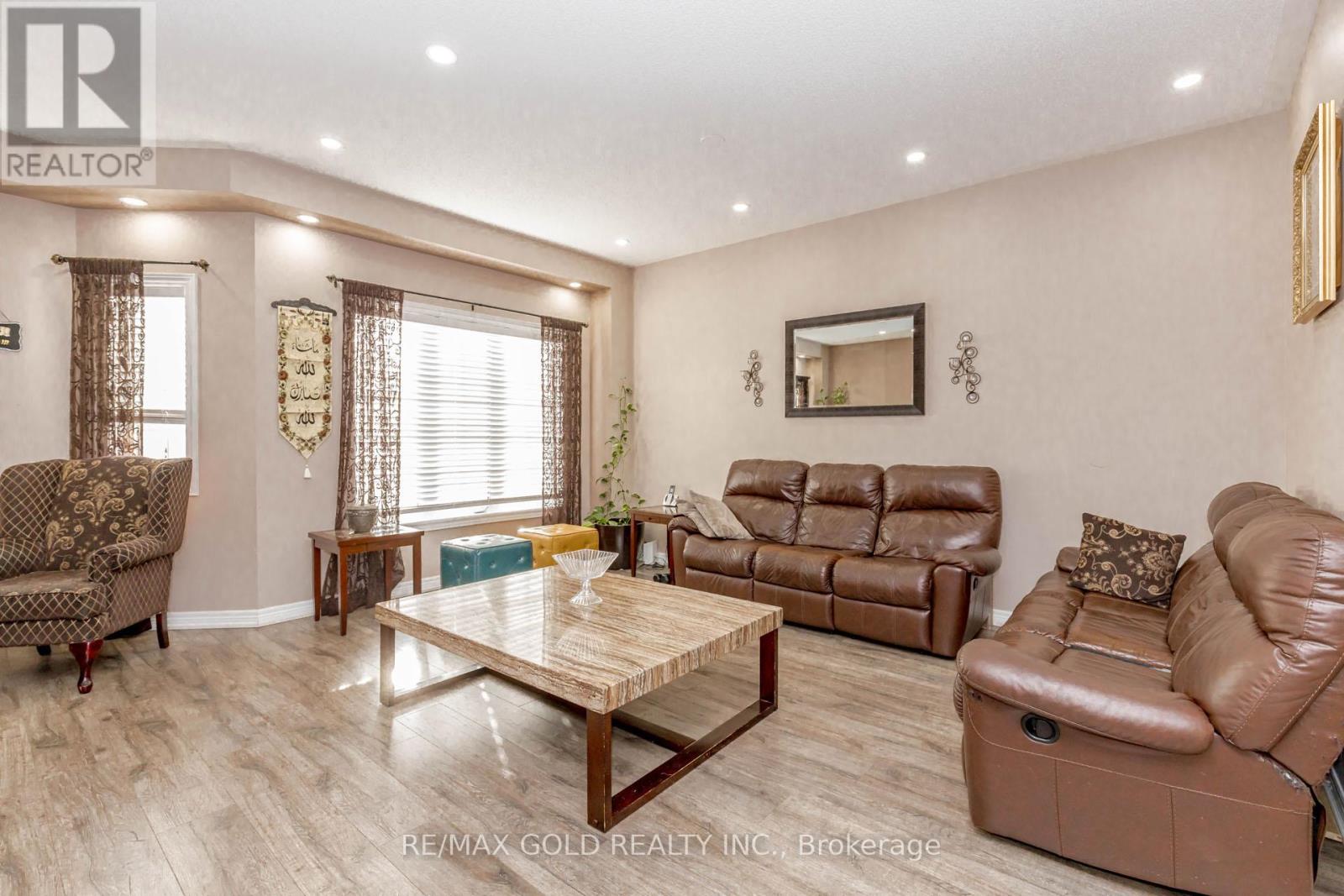 6 October Place, Brampton, Ontario  L6Y 0R6 - Photo 16 - W12649406