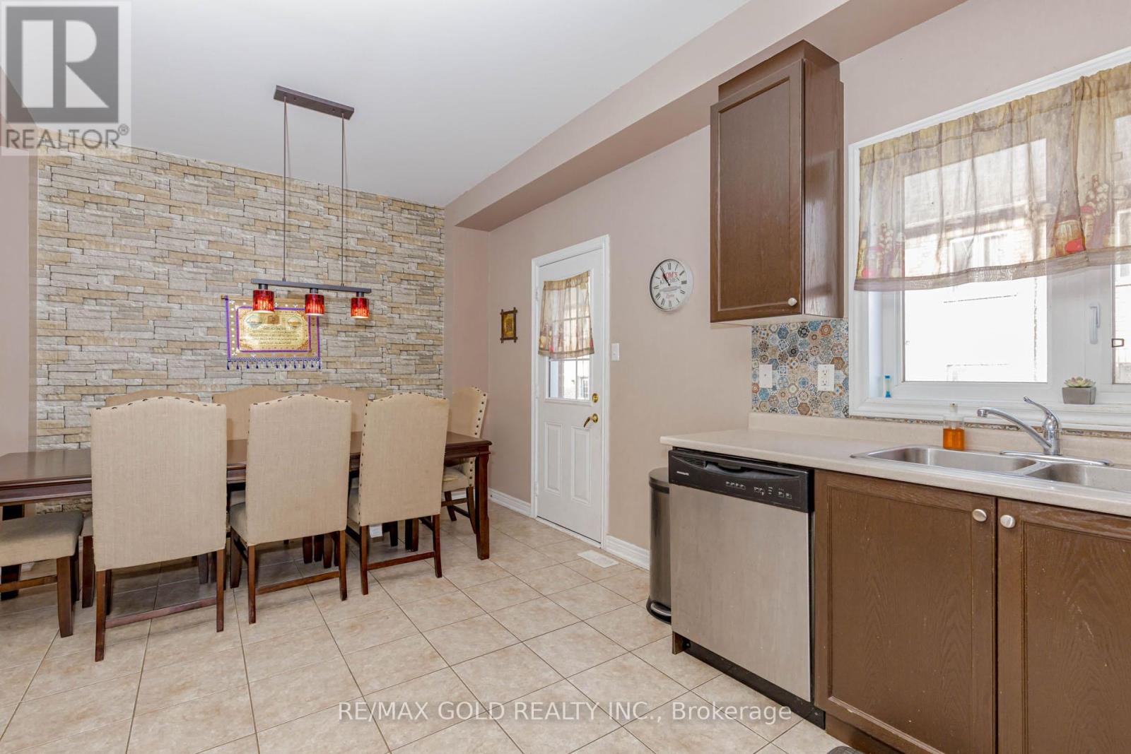 6 October Place, Brampton, Ontario  L6Y 0R6 - Photo 23 - W12649406