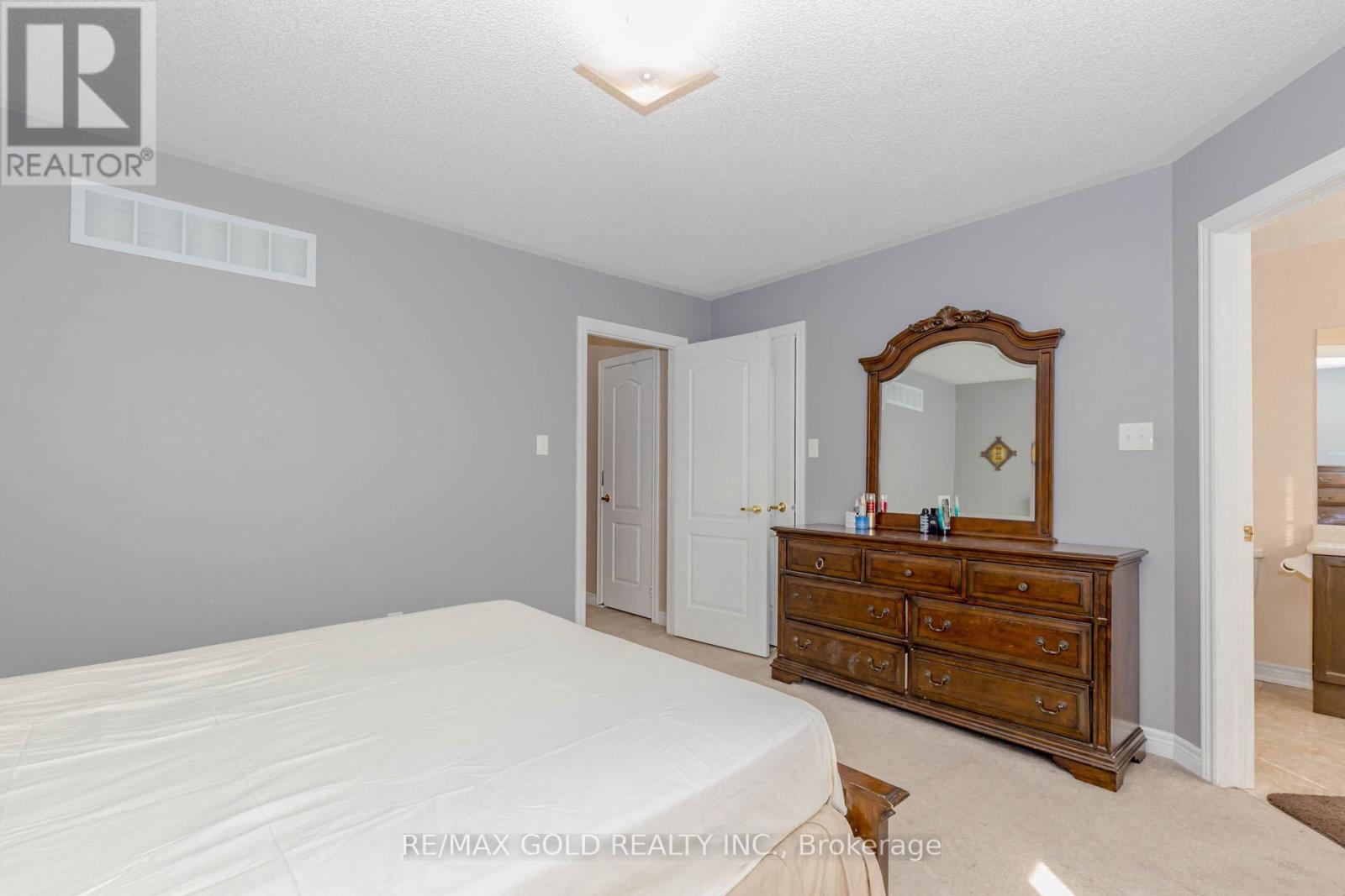 6 October Place, Brampton, Ontario  L6Y 0R6 - Photo 30 - W12649406