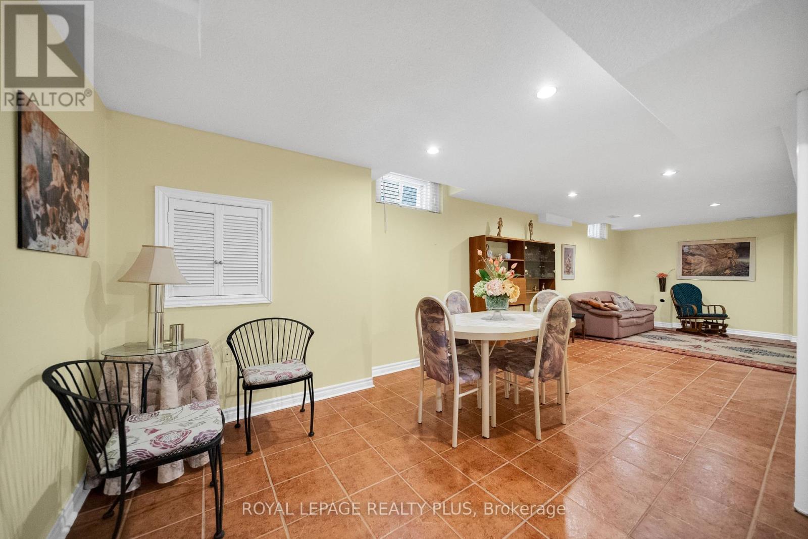 6323 Lisgar Drive, Mississauga, Ontario  L5N 7W2 - Photo 37 - W12649426