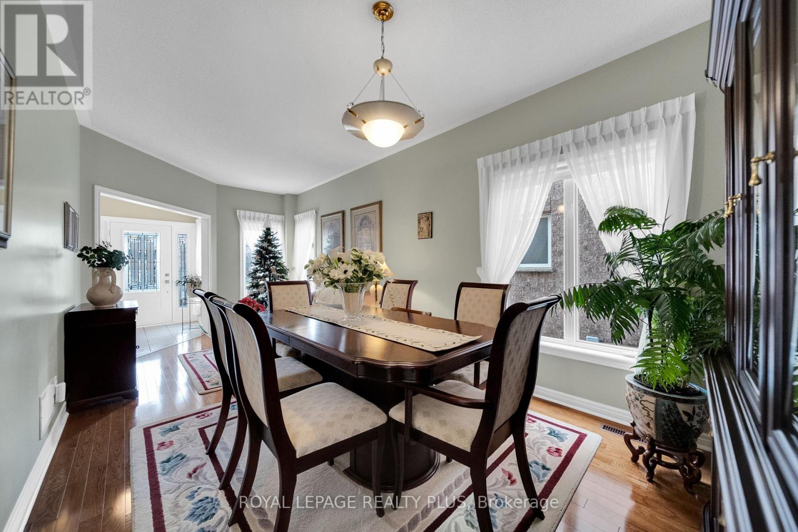 6323 Lisgar Drive, Mississauga, Ontario  L5N 7W2 - Photo 7 - W12649426