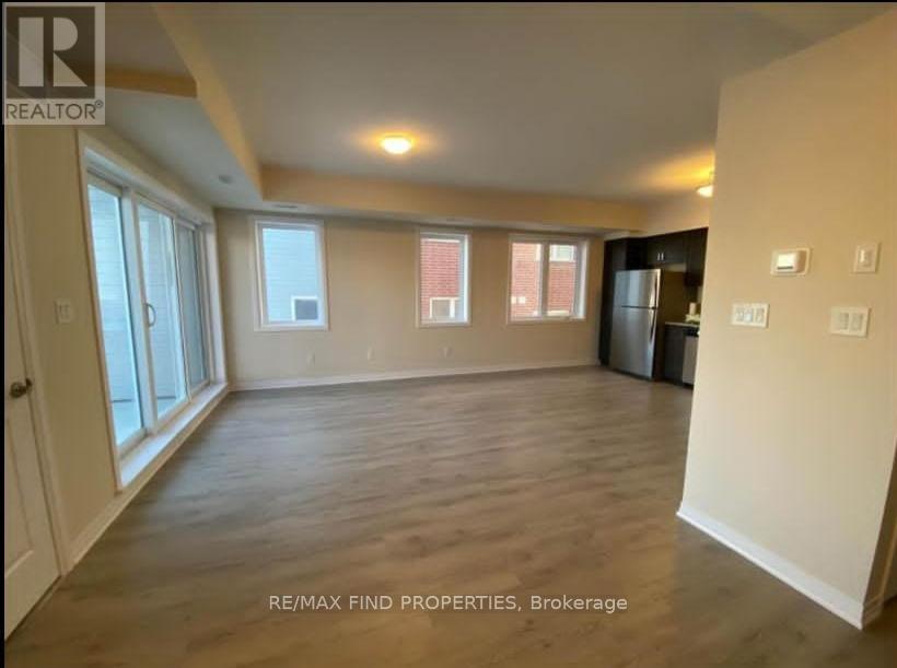 20 Vitality Drive, Kitchener, Ontario  N2R 0R7 - Photo 3 - X12649446