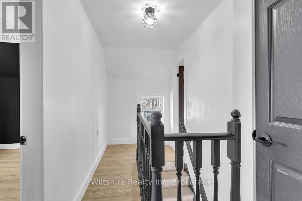 10 Pearl Street, Tillsonburg, Ontario  N4G 1L3 - Photo 10 - X12649490