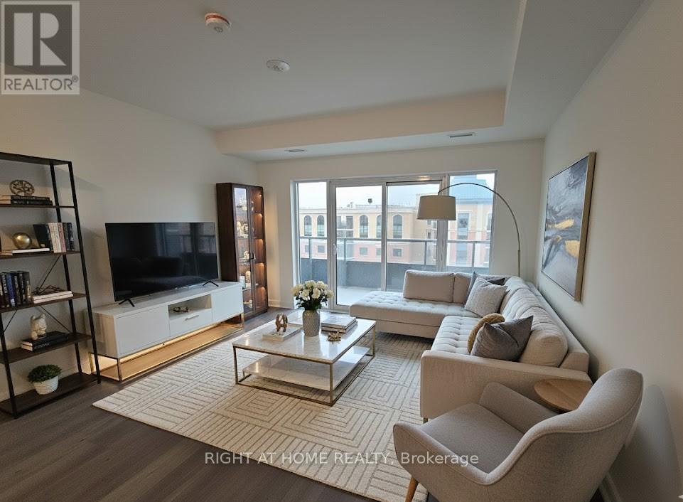 710 - 705 Davis Drive, Newmarket, Ontario  L3Y 0J1 - Photo 2 - N12588320