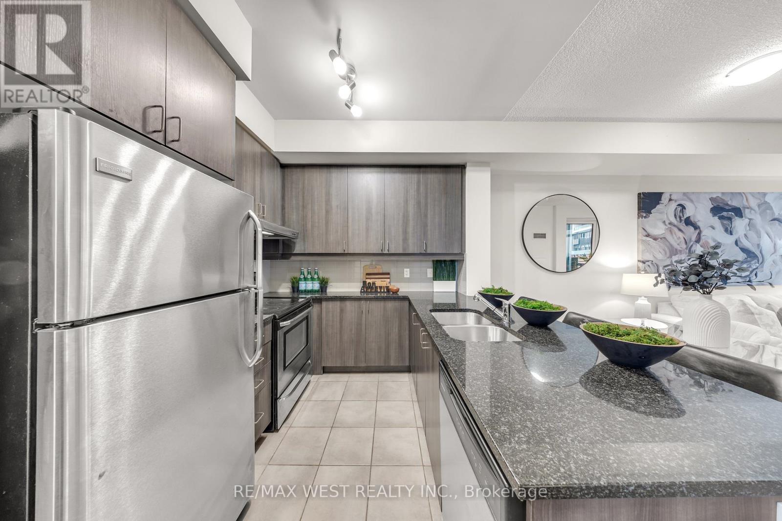 312 - 8130 Birchmount Road, Markham, Ontario  L6G 0E4 - Photo 12 - N12649336