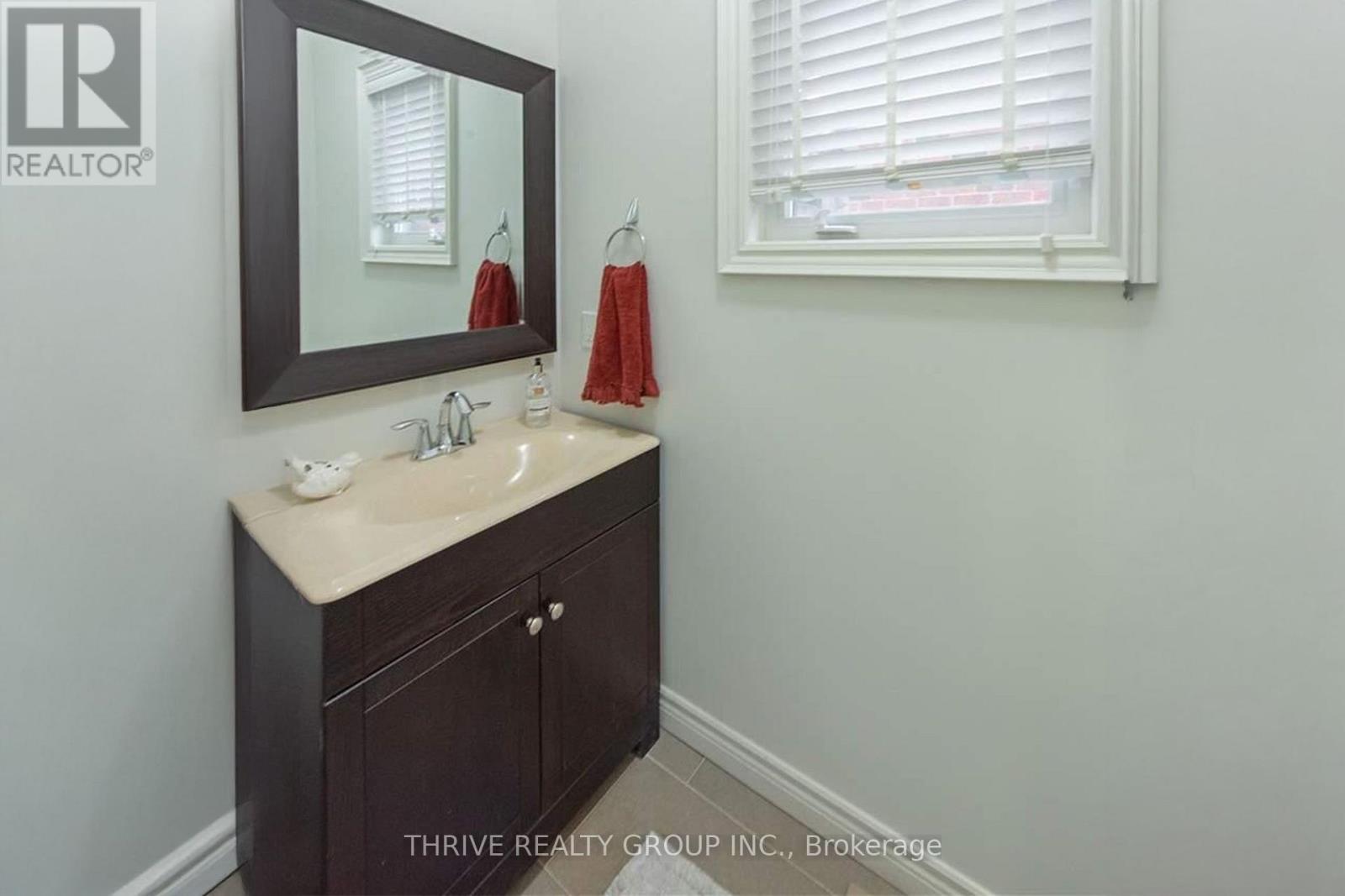 1043 Oakcrossing Gate, London North, Ontario  N6H 0E9 - Photo 10 - X12649488