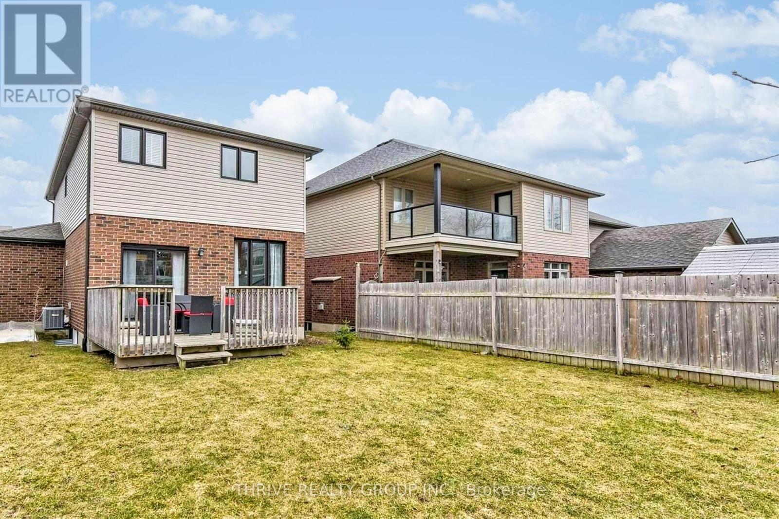 1043 Oakcrossing Gate, London North, Ontario  N6H 0E9 - Photo 14 - X12649488