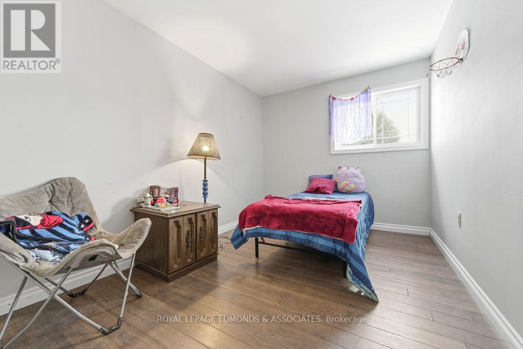 904 Lea Street, Pembroke, Ontario  K8A 6H7 - Photo 22 - X12649470