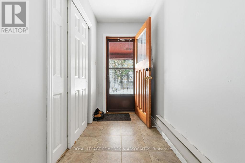 904 Lea Street, Pembroke, Ontario  K8A 6H7 - Photo 24 - X12649470