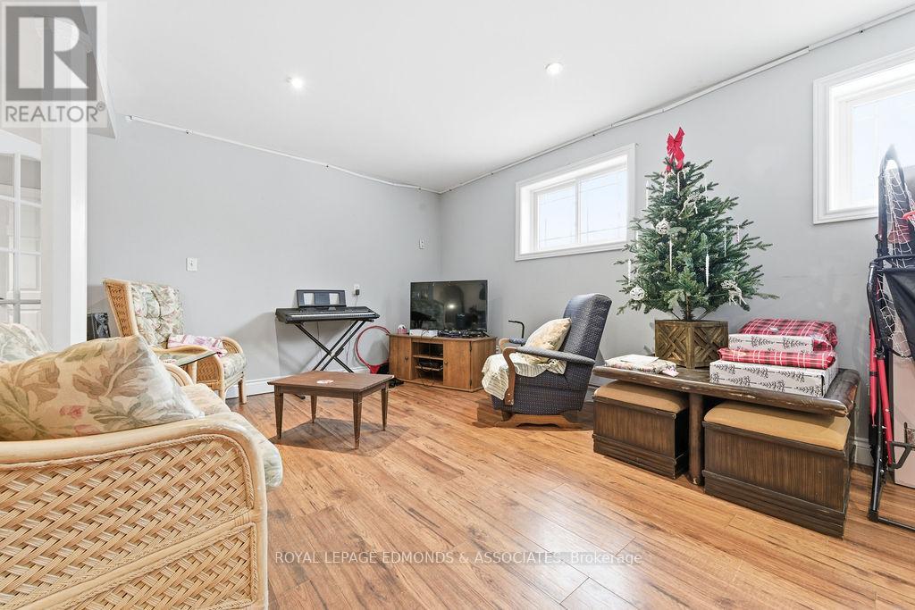 904 Lea Street, Pembroke, Ontario  K8A 6H7 - Photo 27 - X12649470