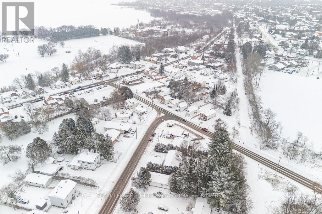 904 Lea Street, Pembroke, Ontario  K8A 6H7 - Photo 44 - X12649470