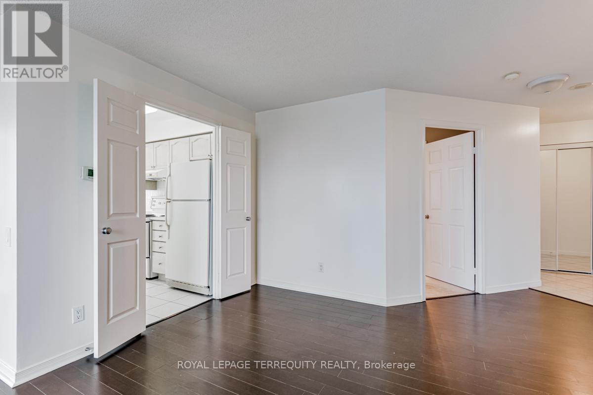 1606 - 8 Hillcrest Avenue, Toronto, Ontario  M2N 6Y6 - Photo 10 - C12649484