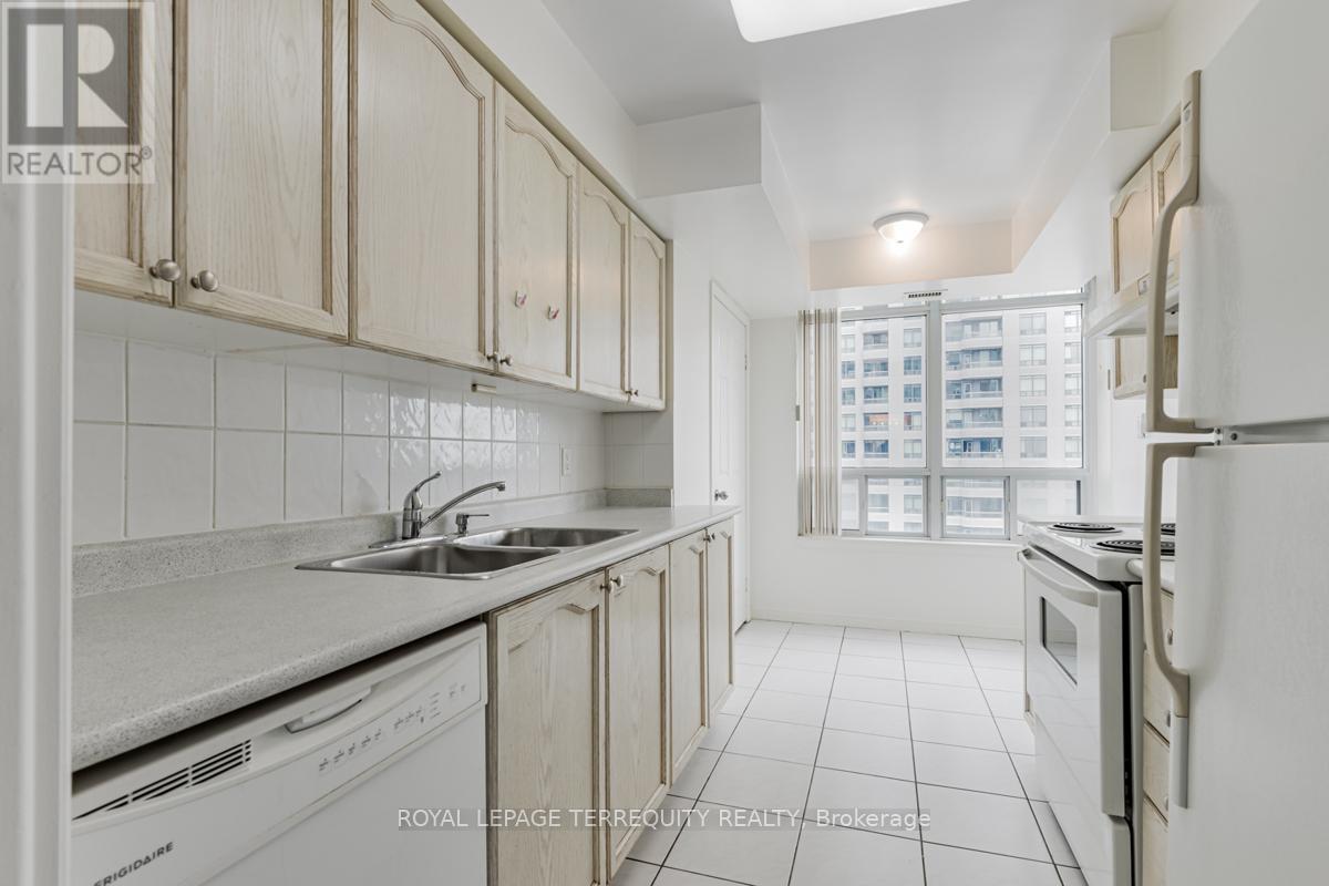 1606 - 8 Hillcrest Avenue, Toronto, Ontario  M2N 6Y6 - Photo 11 - C12649484