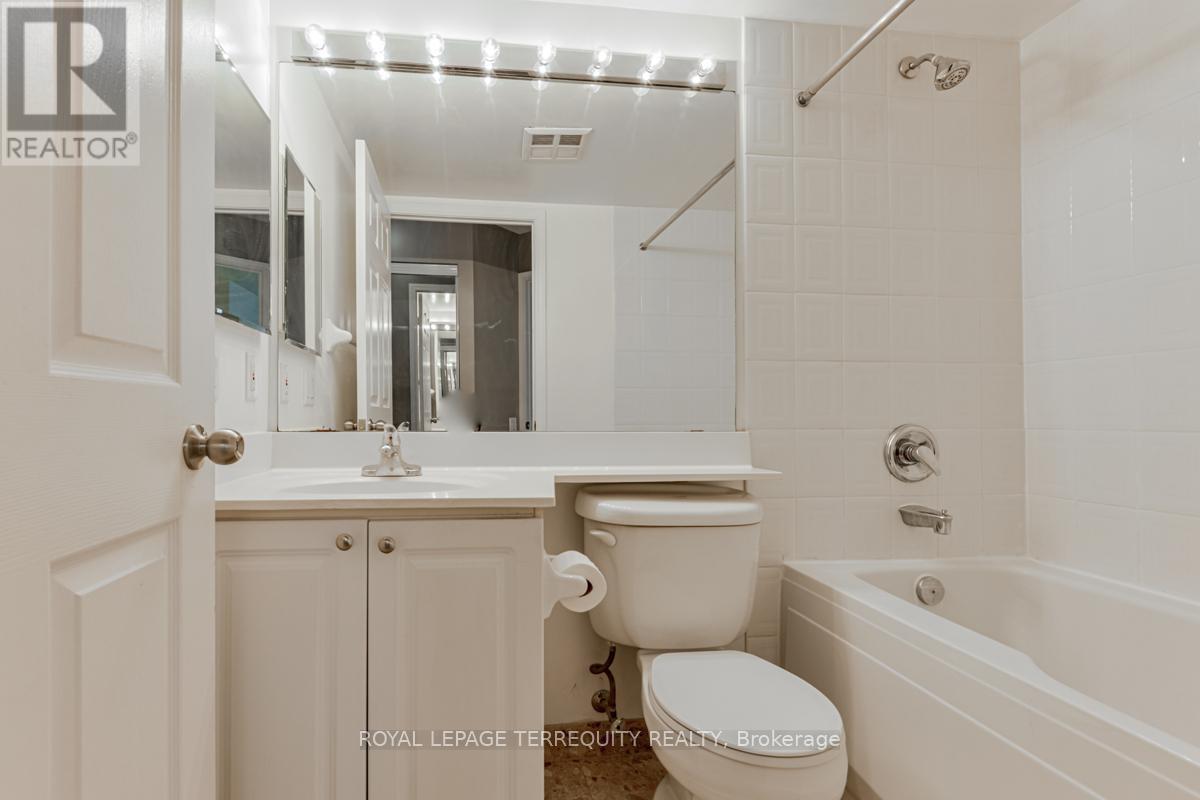 1606 - 8 Hillcrest Avenue, Toronto, Ontario  M2N 6Y6 - Photo 19 - C12649484