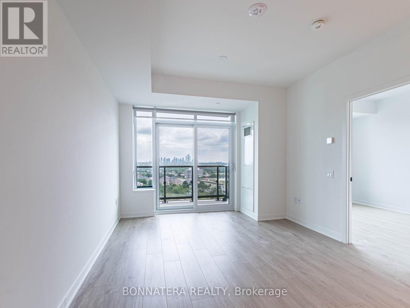 1002 - 2495 Eglinton Avenue W, Mississauga, Ontario  L5M 2T2 - Photo 26 - W12649454