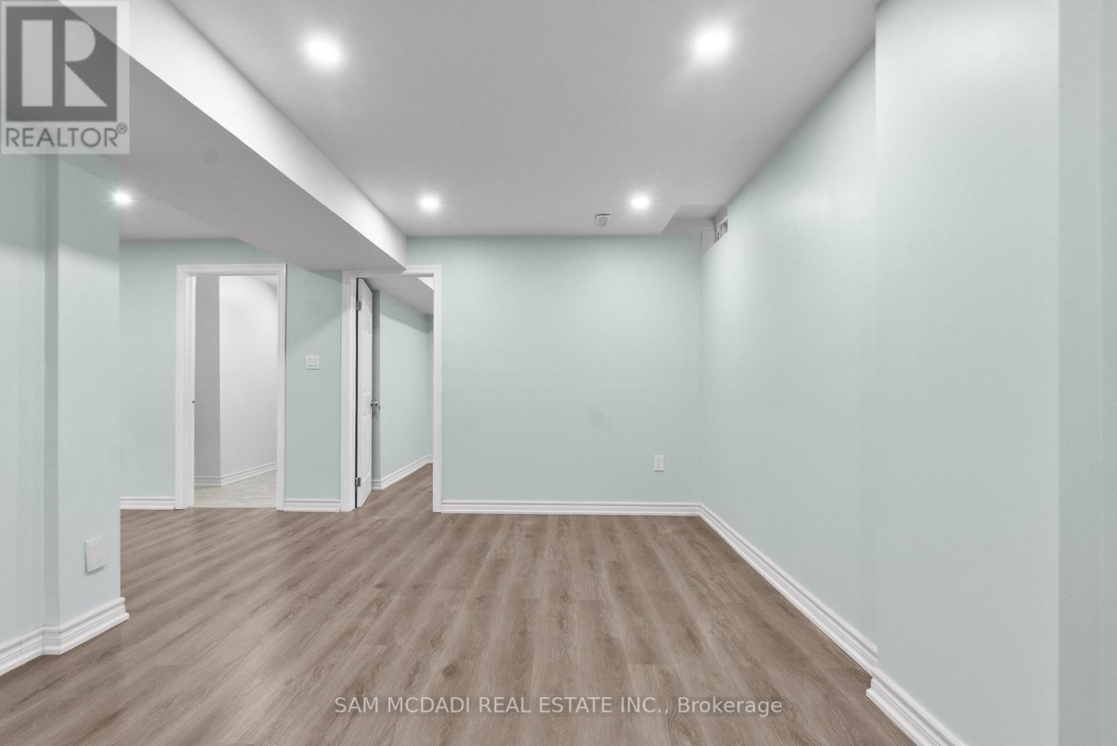 149 Sunforest Drive, Brampton, Ontario  L6Z 4B7 - Photo 12 - W12649468