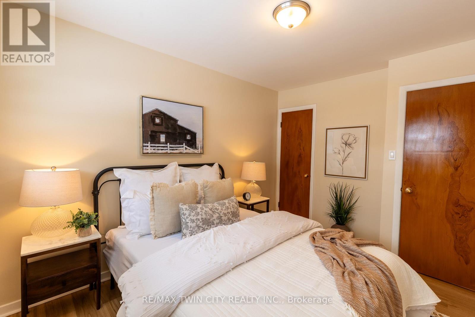 5 Mckenzie Street, Cambridge, Ontario  N1R 4C9 - Photo 13 - X12649458