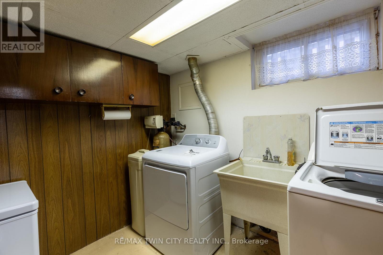 5 Mckenzie Street, Cambridge, Ontario  N1R 4C9 - Photo 15 - X12649458