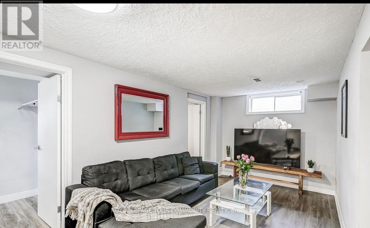 Bsmt - 31 Shalom Crescent, Toronto, Ontario  M9V 4J3 - Photo 5 - W12649356