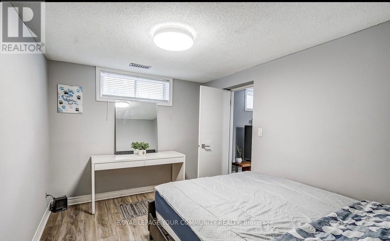 Bsmt - 31 Shalom Crescent, Toronto, Ontario  M9V 4J3 - Photo 7 - W12649356