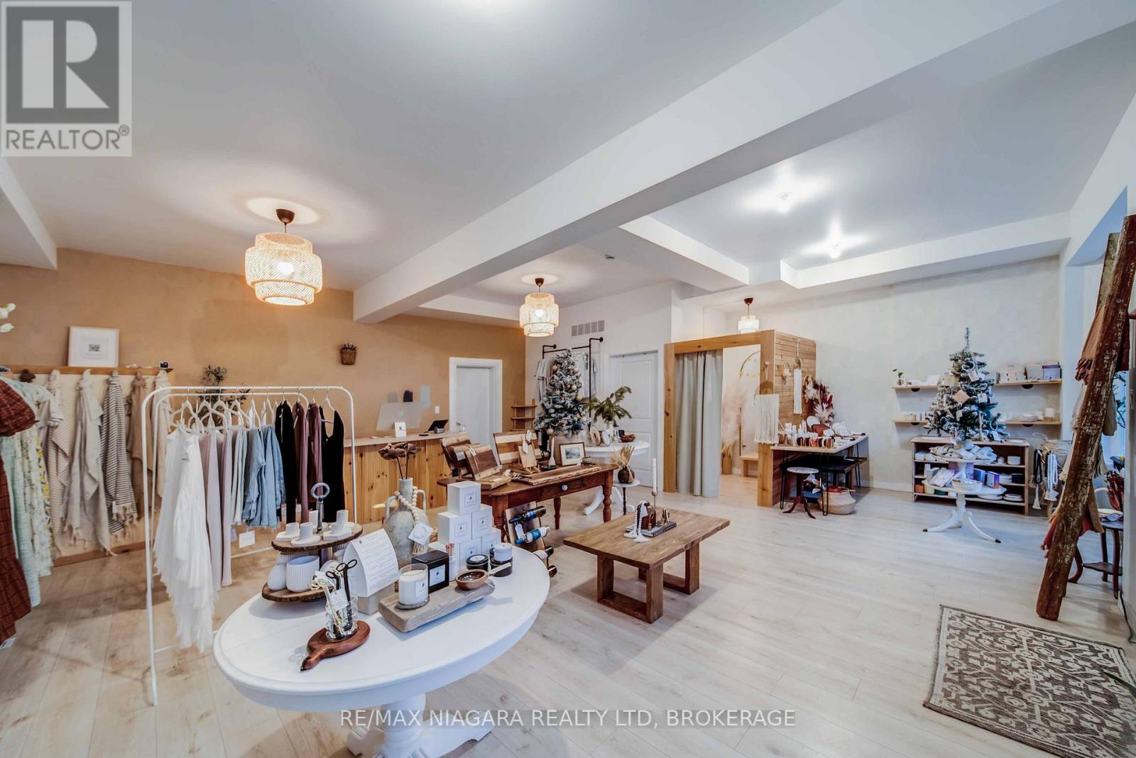 Main - 3757 Main Street, Lincoln, Ontario  L0R 1S0 - Photo 11 - X12649526